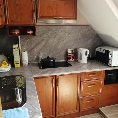 Apartman Center And *