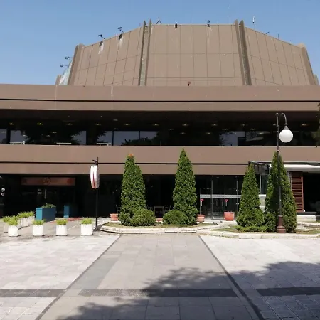 Appartement Center And *