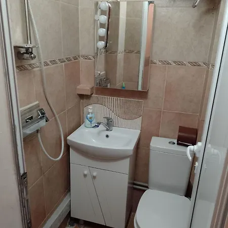 Center And Apartment Warna